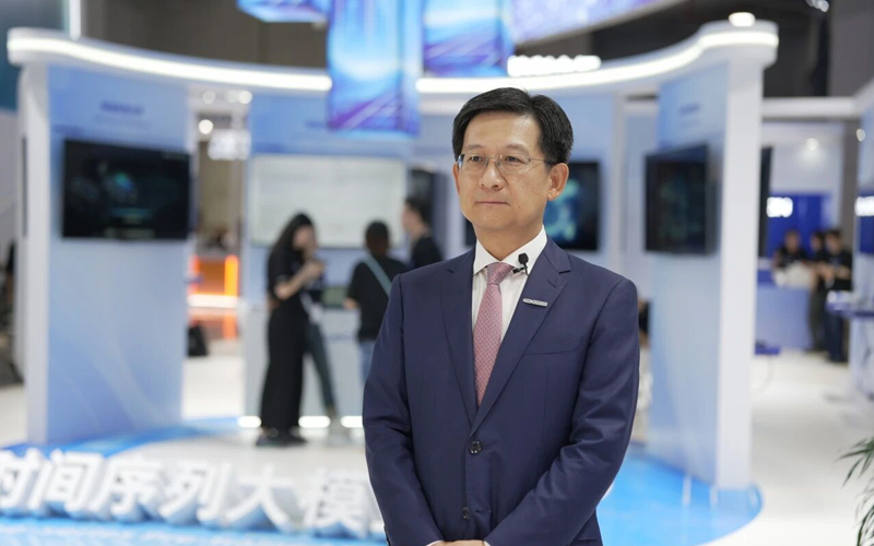 崔山受新华社专访：以工业具身智能沉构出产力，引领流程工业智能化升级